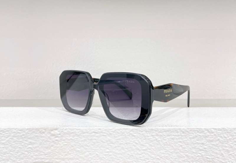 Picture of Prada Sunglasses _SKUfw57232781fw